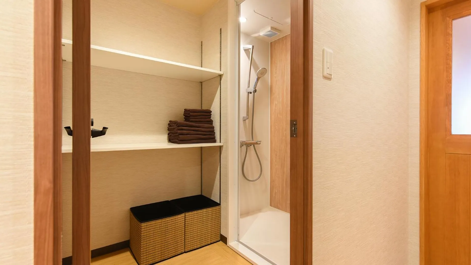 Apartment Yokohama Stay Premier